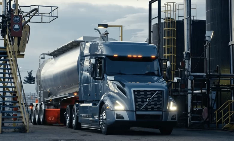 Clipul “The Movers”, un tribut adus de Volvo Trucks șoferilor profesioniști 1 Clipul “The Movers”, un tribut adus de Volvo Trucks șoferilor profesioniști