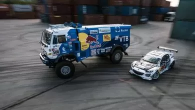 De-a latul cu un camion Kamaz în uzina Kirov din Sankt Petersburg