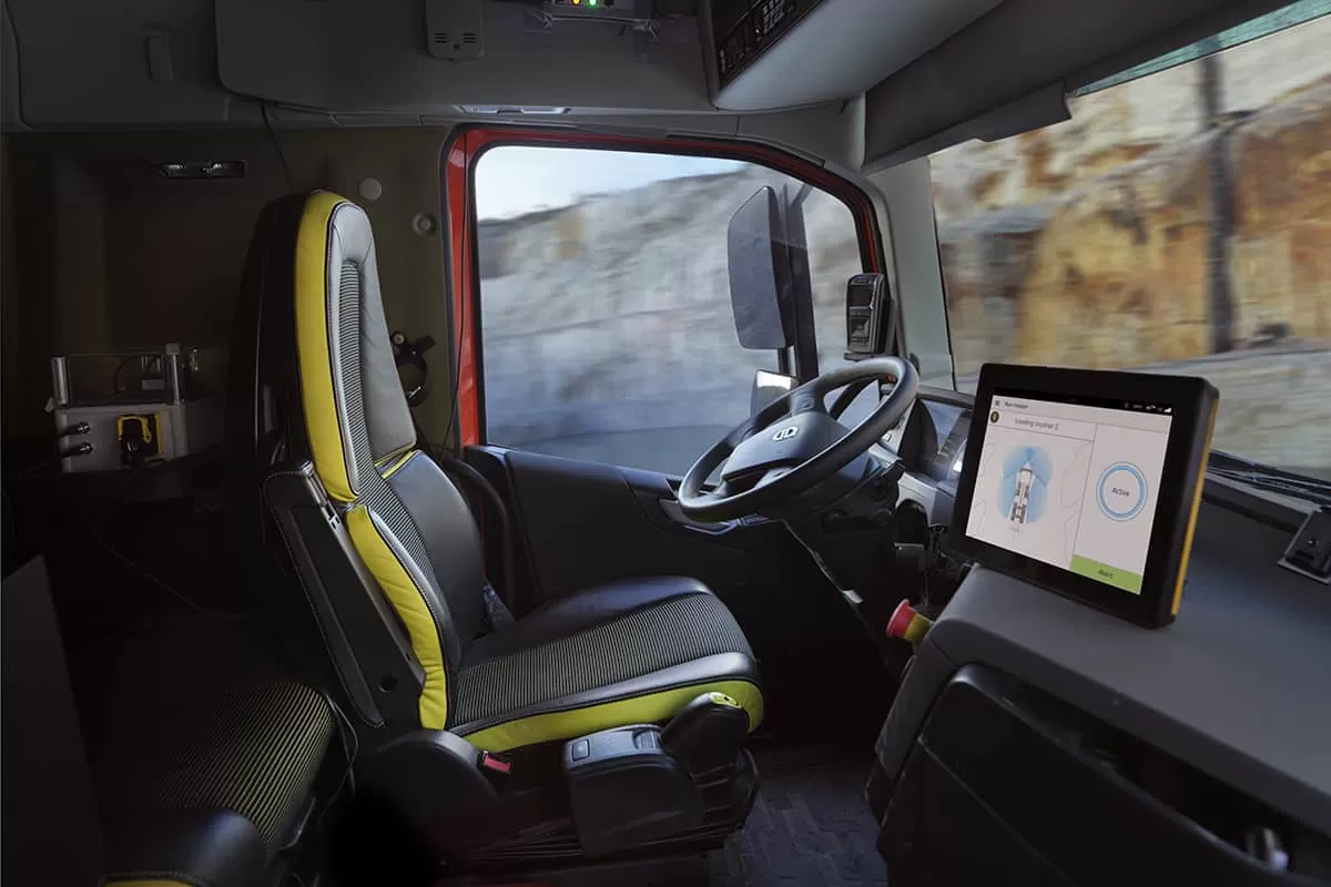 Primele camioane Volvo FH autonome folosite în transport comercial