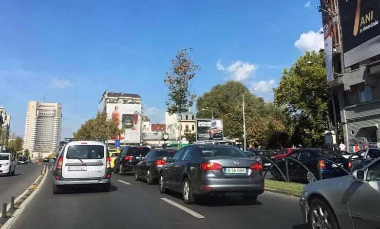 Într-o capitală fără transport public modern, cineva vrea să interzică maşinile mai vechi 1 Într-o capitală fără transport public modern, cineva vrea să interzică maşinile mai vechi