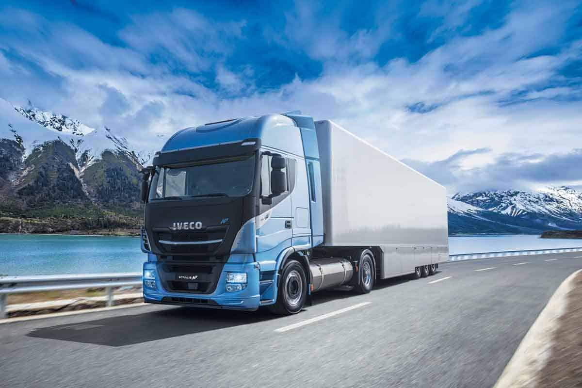 Gazul natural ar putea reprezenta soluția ideală pe termen scurt pentru transportul rutier 3 Gazul natural ar putea reprezenta soluția ideală pe termen scurt pentru transportul rutier