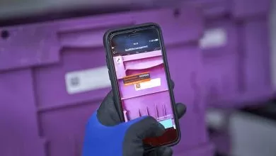 Dispozitivele inteligente susţin angajaţii BMW din logistică în logistica fără hârtii