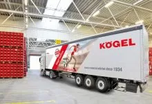 Timp economisit cu noile prelate glisante Kögel FastSlider