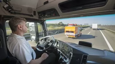 Daimler investește jumătate de miliard de euro pentru dezvoltarea camioanelor autonome Nivel 4