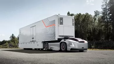 Design-ul camionului electric autonom Volvo Vera, explicat de specialiștii Volvo Trucks 1 Designul camionului electric autonom Volvo Vera, explicat de specialiștii constructorului suedez