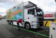 SPAR scade emisiile flotei cu ajutorul camionului electric MAN eTGM 26.360