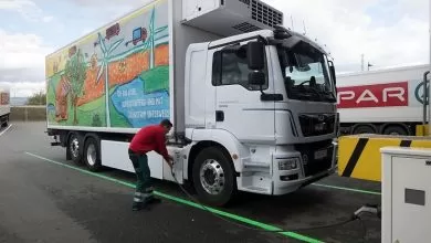 SPAR scade emisiile flotei cu ajutorul camionului electric MAN eTGM 26.360