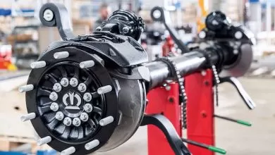 O nouă axă de dimensiuni compacte pe semiremorcile de volum KRONE