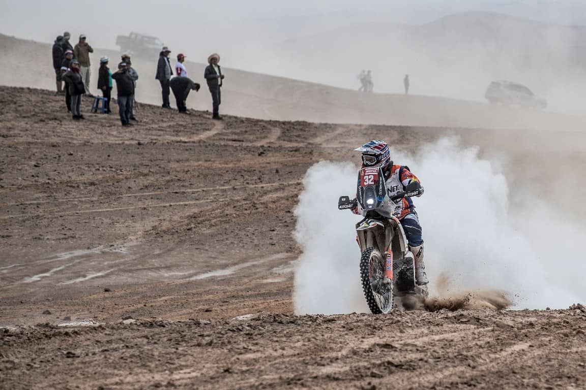 Eduard Nikolaev și echipa Kamaz-Master se apropie de un nou succes în Raliul Dakar