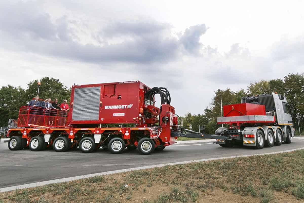 Trailer Power Assist (TPA), trailer autopropulsat pentru proiectele de transport agabaritic 3 PM Mammoet Scheuerle TPA Pic1