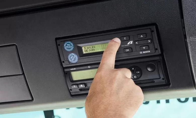 Setați corect clasa de greutate și numărul de axe în aparatul de bord Toll Collect