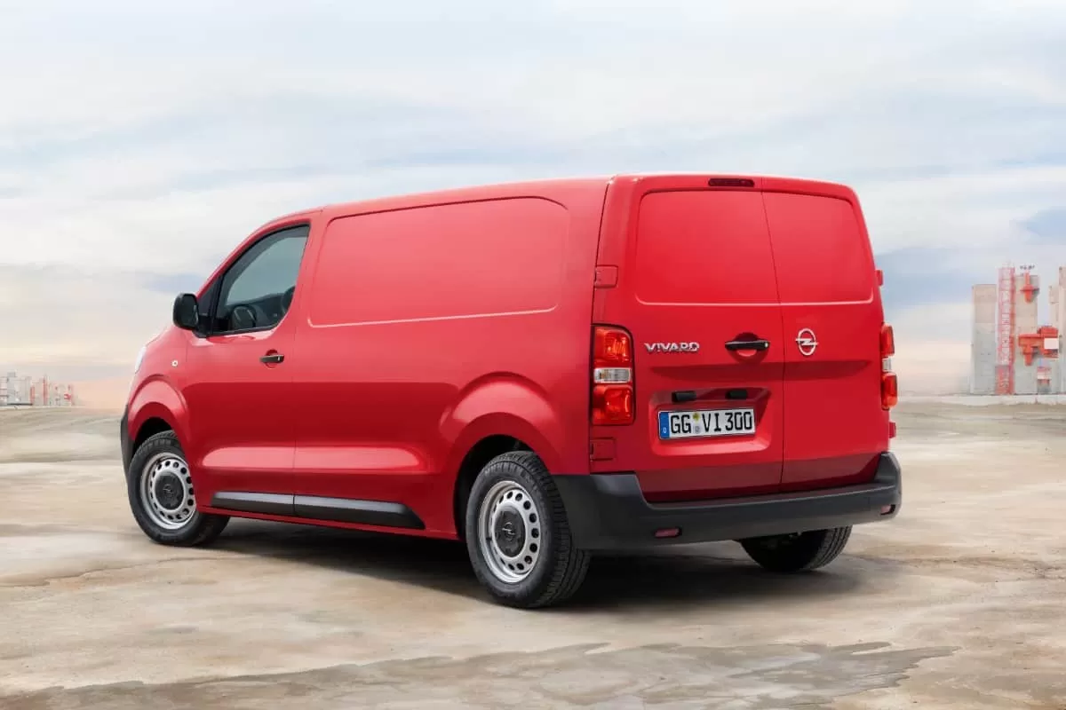 Opel a publicat primele informații și imagini cu noua generație Vivaro 4 Opel a publicat primele informații și imagini cu noua generație Vivaro