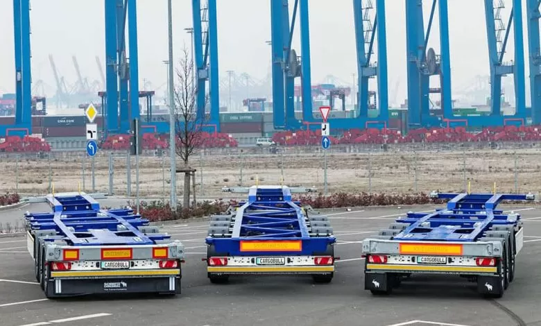 Schmitz Cargobull a reintrodus în gamă portcontainerul S.CF cu gât de lebădă