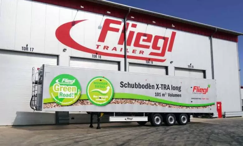 Fliegl SDS 390 X-tra LONG oferă un volum de încărcare de 101 mc