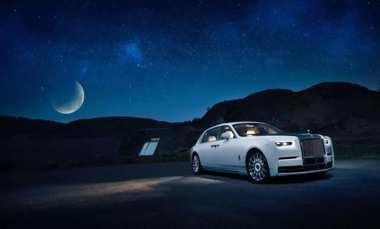Rolls-Royce Phantom Tranquillity are bucăți de meteorit și aur de 24k la interior
