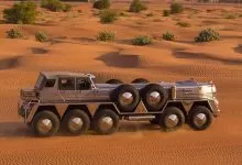 Un Oshkosh 10×10 a fost transformat în SUV