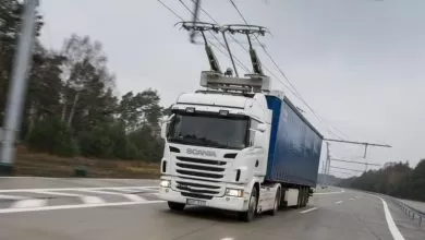 Deranjați de zgomotul produs de liniile aeriene de contact de pe autostrada electrificată 6 Deranjați de zgomotul produs de liniile aeriene de contact de pe “autostrada electrificată”