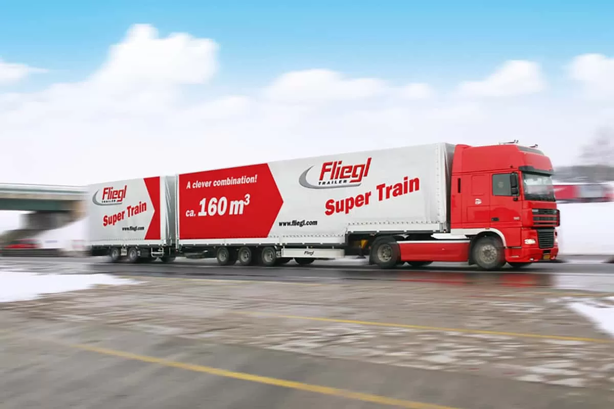 super train 01 111031