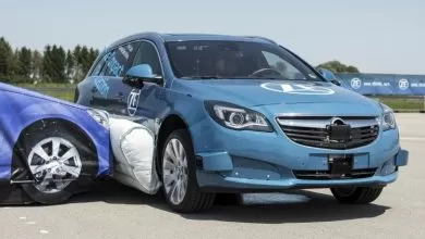ZF prezintă primul airbag lateral exterior pre-coliziune