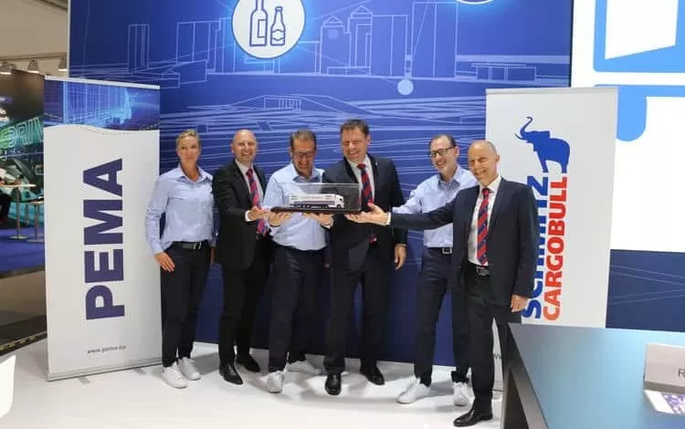 15.555 de semiremorci Schmitz Cargobull livrate celor de la PEMA