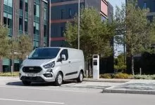 Autoutilitarele plug-in hibrid, soluția accesibilă pentru un aer mai curat în orașe