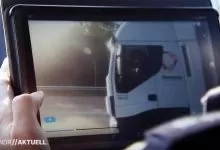 Filmați în cabină în timpul mersului pentru a vedea dacă aceștia utilizează telefonul mobil la volan 13 Poliția germană filmează șoferii în cabină pentru a verifica dacă utilizează telefonul mobil la volan
