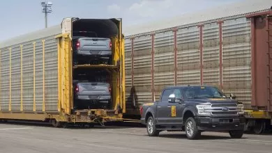 Un prototip electric Ford F-150 a tractat peste 450 de tone 1 Prototipul unui Ford F-150 electric a tractat peste 450 de tone