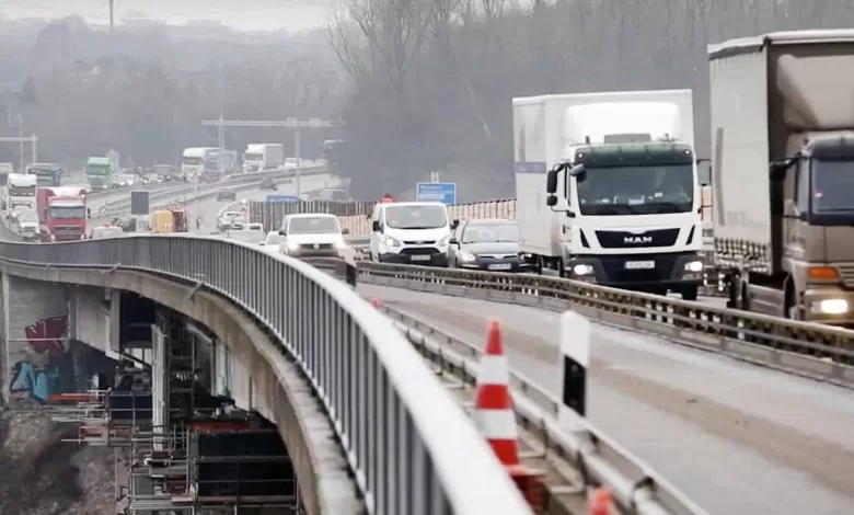 Interdicție de circulație pentru camioane pe podul Salzbachtal de pe A 66