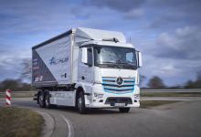 Mercedes-Benz eActros a intrat în flota companiei Logistik Schmitt