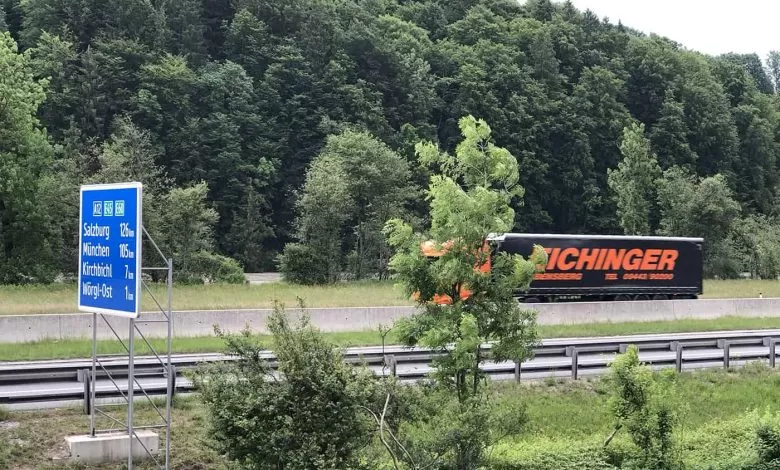 De la 1 august au intrat în vigoare noi interdicții de circulație pentru camioane în Tirol
