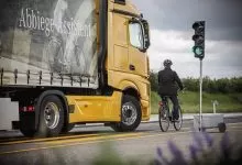 Guvernul austriac sprijină financiar echiparea camioanelor cu sistemul de asistență la virare