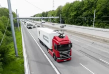 Continuă testele pe porțiunea electrificată de pe A5 între aeroportul din Frankfurt și Darmstadt 11 Continuă testele pe porțiunea electrificată de pe A5 între aeroportul din Frankfurt și Darmstadt