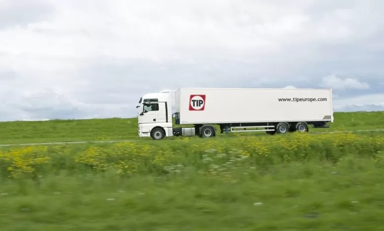 WABCO Fleet Solutions echipează cu sisteme avansate de conectivitate flota TIP Trailer Services