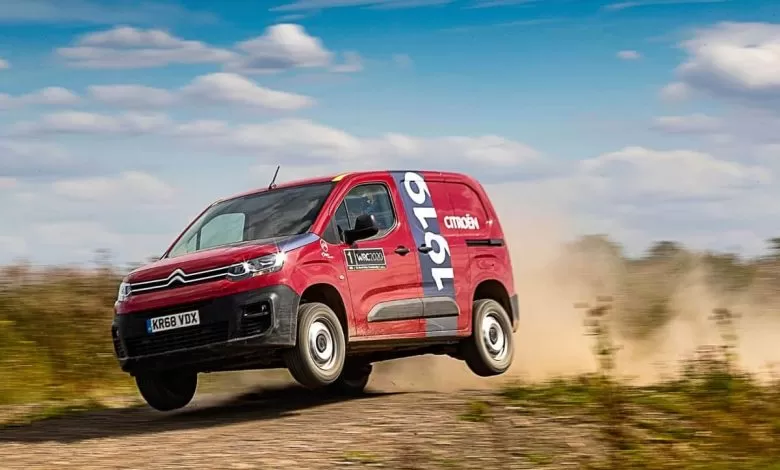 Noul Citroen Berlingo a fost testat pe macadam de pilotul de raliuri Esapekka Lappi 1 Noul Citroen Berlingo a fost testat pe macadam de pilotul de raliuri Esapekka Lappi