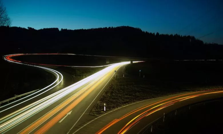 Coasting-ul te ajută să reduci consumul de carburant la ieșirea de pe autostradă