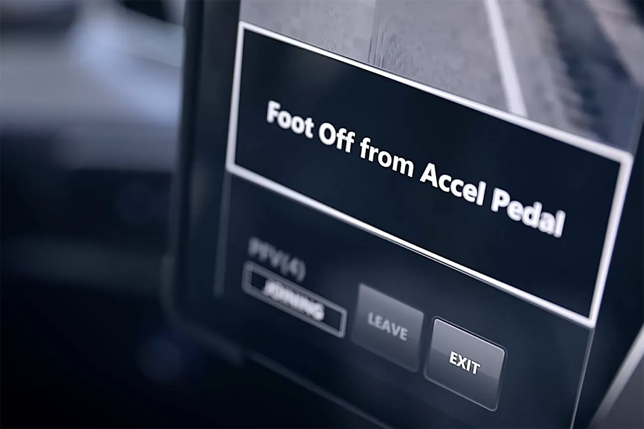Hyundai a finalizat cu succes primul test cu camioane conectate în pluton 4 Hyundai a finalizat cu succes primul test în trafic real cu camioane conectate în pluton