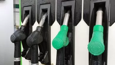 Parlamentul a votat eliminarea supraaccizei la carburanți