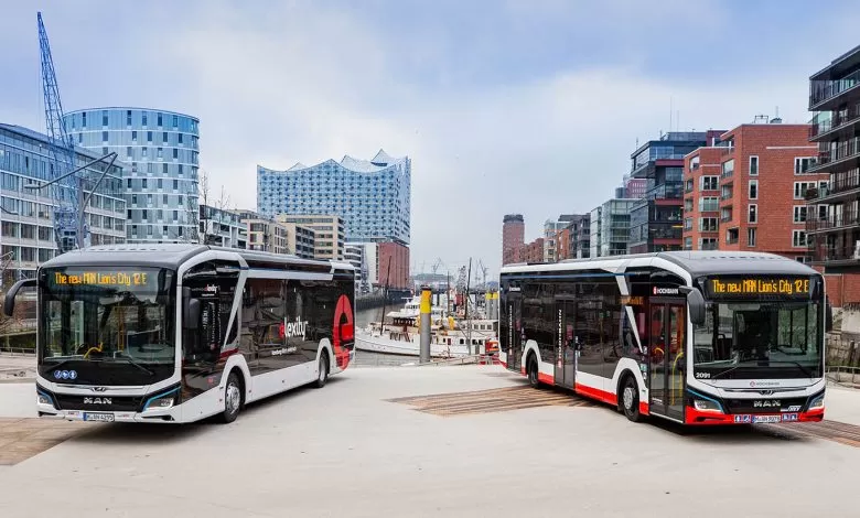 Orașul Hamburg operează primele două autobuze electrice MAN Lion’s City E 1 Orașul Hamburg operează primele două autobuze electrice MAN Lion’s City E