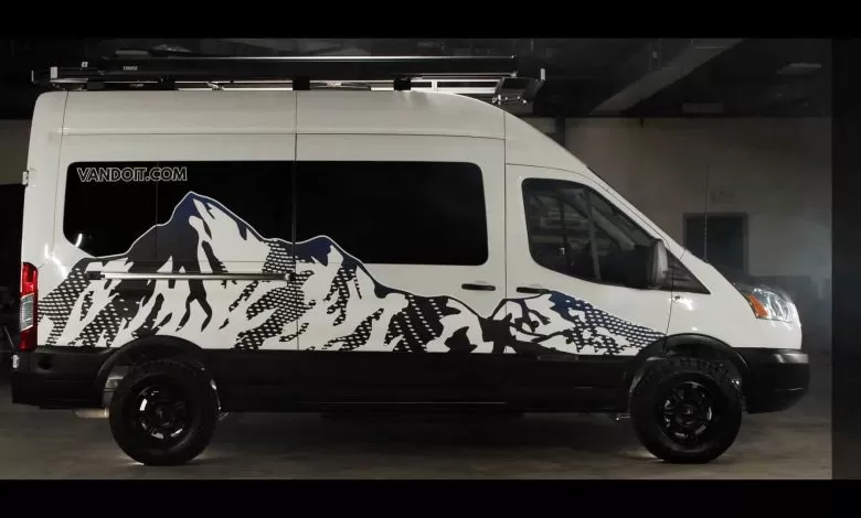 VanDOit a transformat un dubă Ford Transit AWD într-o autorulotă