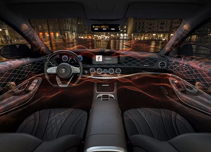 Continental și Sennheiser au prezentat sistemul audio fără boxe pentru vehicul
