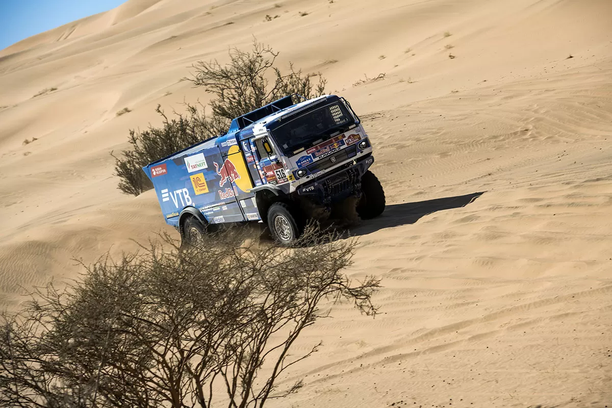 Rusul Anton Shibalov a câștigat prima etapă a Dakar Rally 2020