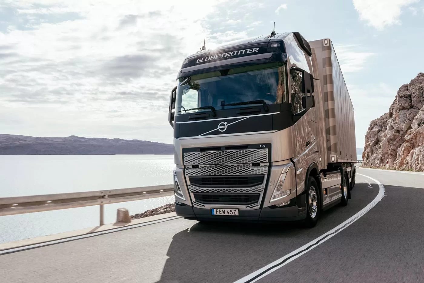 Noul Volvo FH a fost dezvoltat având în prim plan nevoilor șoferului 7 Noul Volvo FH a fost dezvoltat având în prim plan nevoilor șoferului