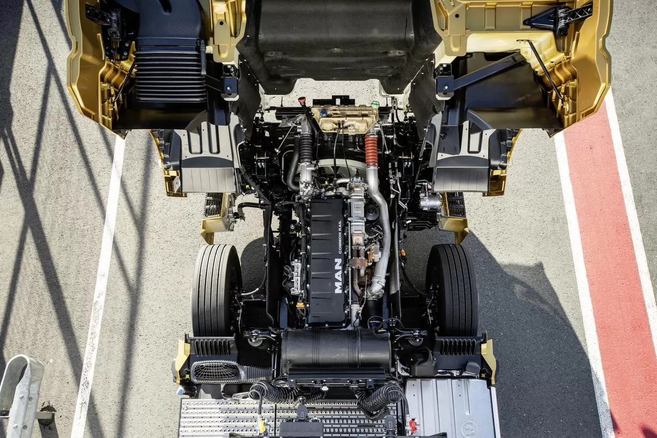 Faceți cunoștință cu noua generație de camioane MAN 7 P NewTG TGX EOD Engine 01