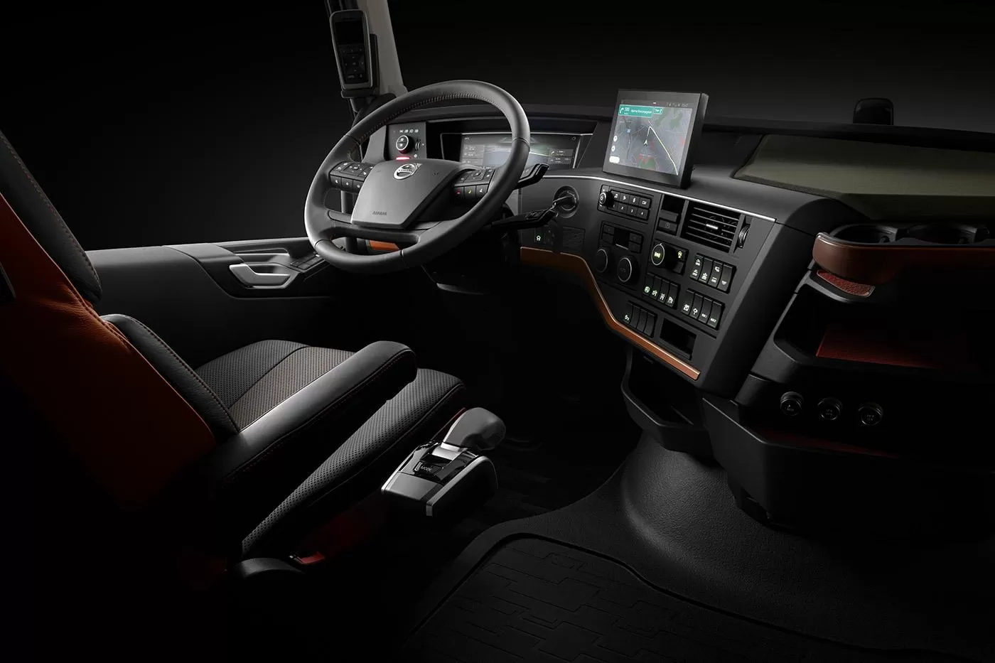 Noul Volvo FH16 promite să ducă productivitatea în transportul greu la alt nivel 4 T2020 0516