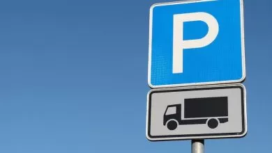 Anchetă privind lipsei locurilor de parcare pentru camioane din zona Kent