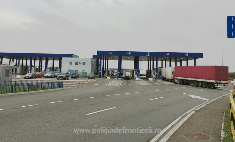 17 camioane din Iran blocate de 12 zile la punctul de trecere a frontierei Calafat-Vidin