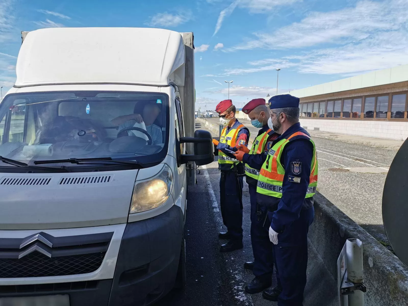 Comisia Europeană prezintă noi orientări practice pentru a asigura libera circulație a lucrătorilor mobili în UE