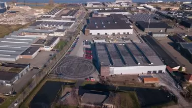 Producătorul de trailere Broshuis a anunțat că oprește temporar producția