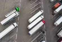 Șoferii de camioane nemulțumiți de închiderea zonelor de odihnă și dușurilor din Franța