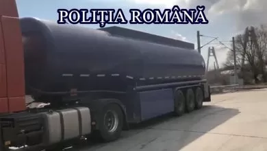 Opt bărbați prinși în flagrant în timp ce sustrăgeau 35.000 de litri de produs petrolier 7 Opt bărbați prinși în flagrant în timp ce sustrăgeau 35.000 de litri de produs petrolier
